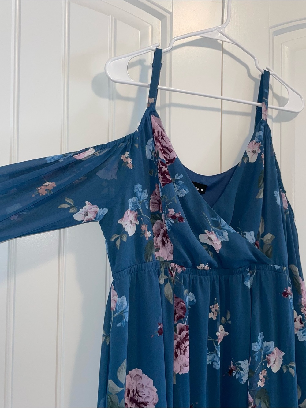torrid Blue Floral Cold-Shoulder V-Neck Tunic